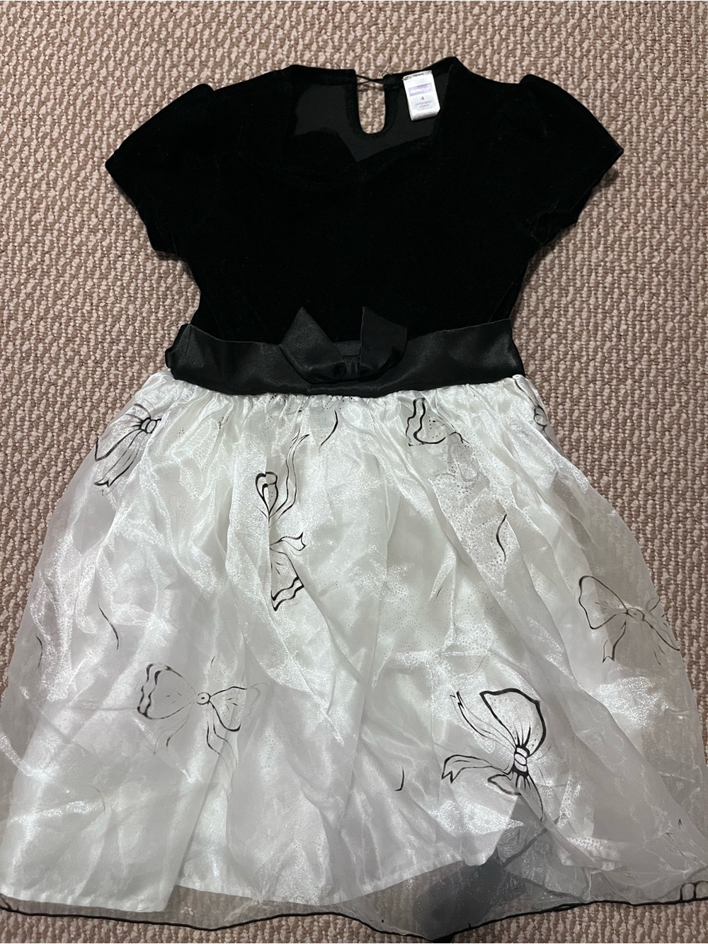 Girls 4T Black Velvet and White Bow  Dress
